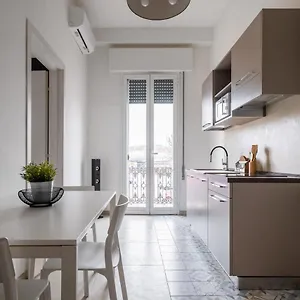  Apartamento Palazzina Carracci